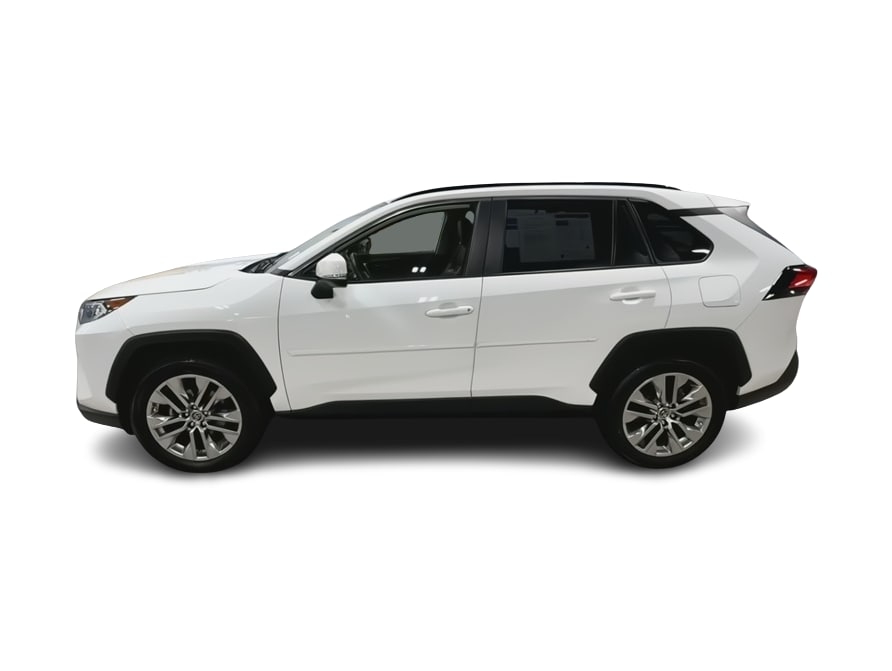 2019 Toyota RAV4 XLE Premium 3