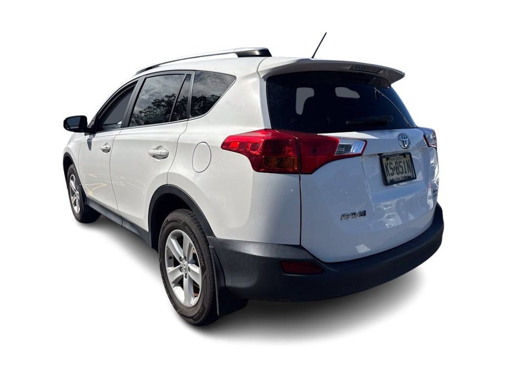 Thumbnail: 2013 Toyota RAV4 - 3