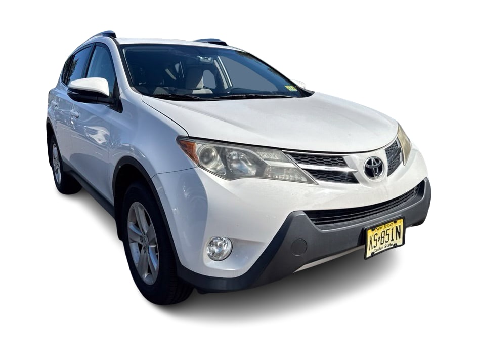Thumbnail: 2013 Toyota RAV4 - 16