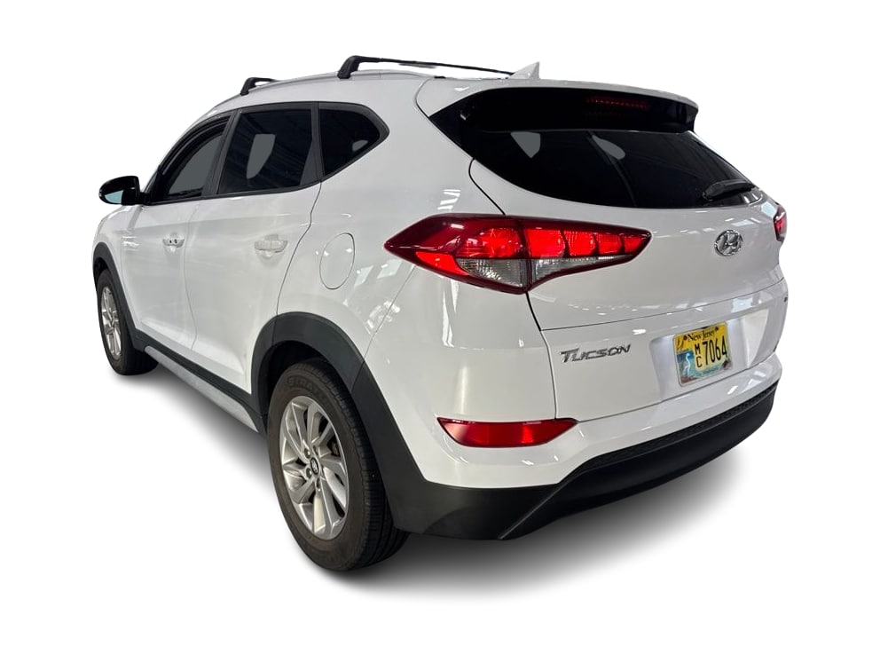 Thumbnail: 2017 Hyundai Tucson - 3