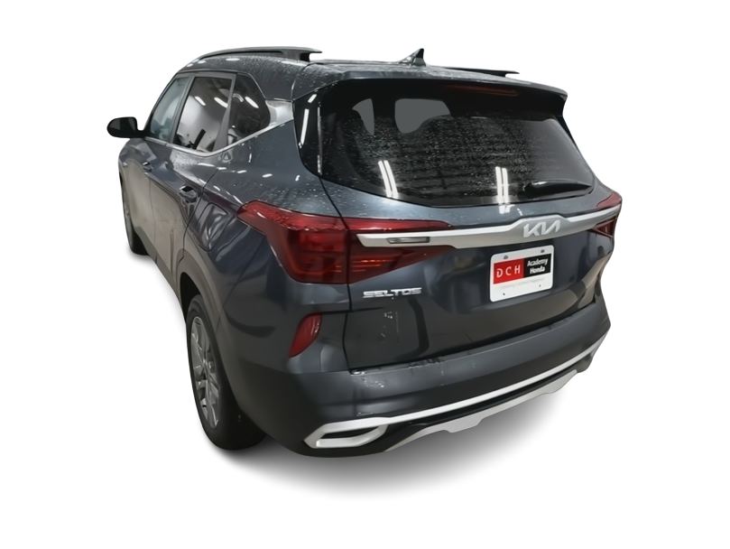 Thumbnail: 2022 Kia Seltos - 4