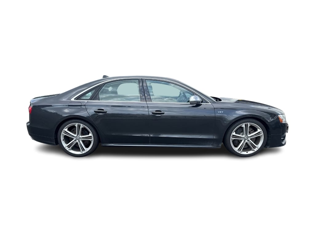 Thumbnail: 2015 Audi S8 - 15