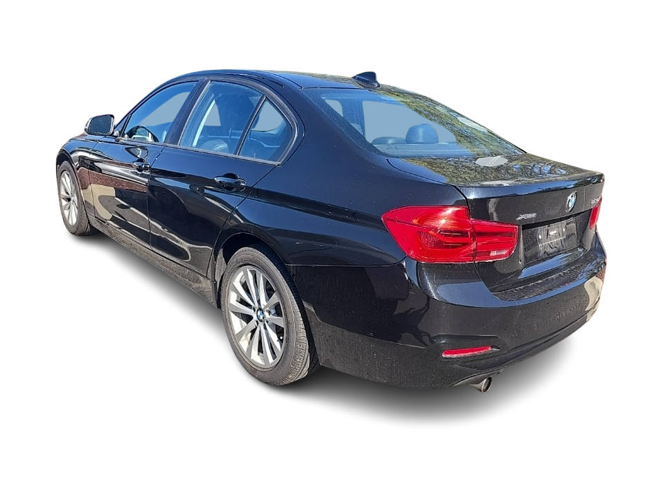 Thumbnail: 2018 BMW 3 Series - 3