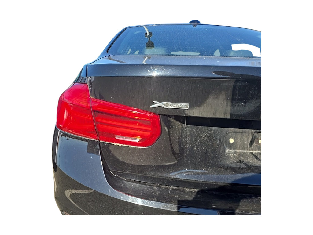 Thumbnail: 2018 BMW 3 Series - 15