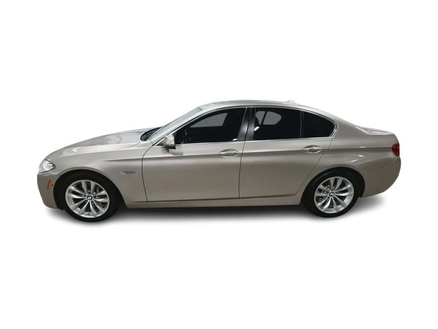 Thumbnail: 2016 BMW 5 Series - 3