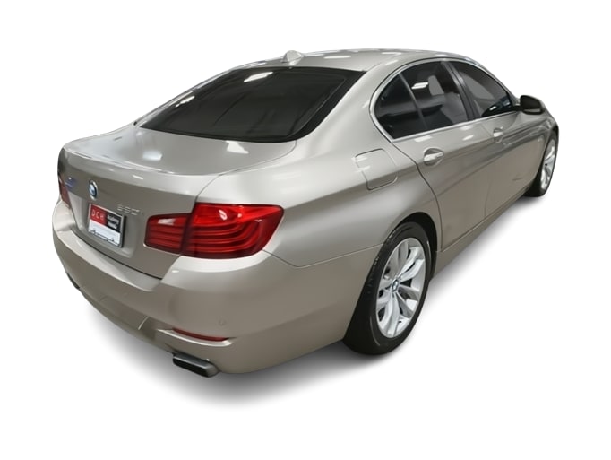 Thumbnail: 2016 BMW 5 Series - 20
