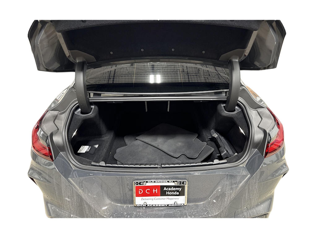 Thumbnail: 2023 BMW M8 - 15