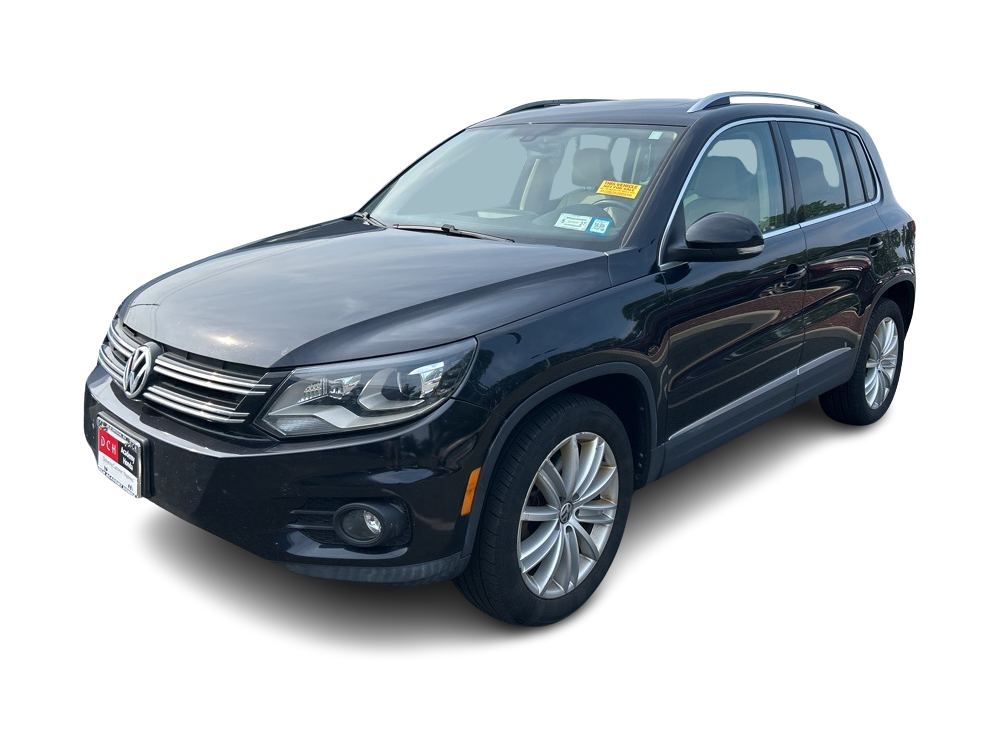 Used 2016 Volkswagen Tiguan SE with VIN WVGBV7AX2GW582152 for sale in Hudson, WI