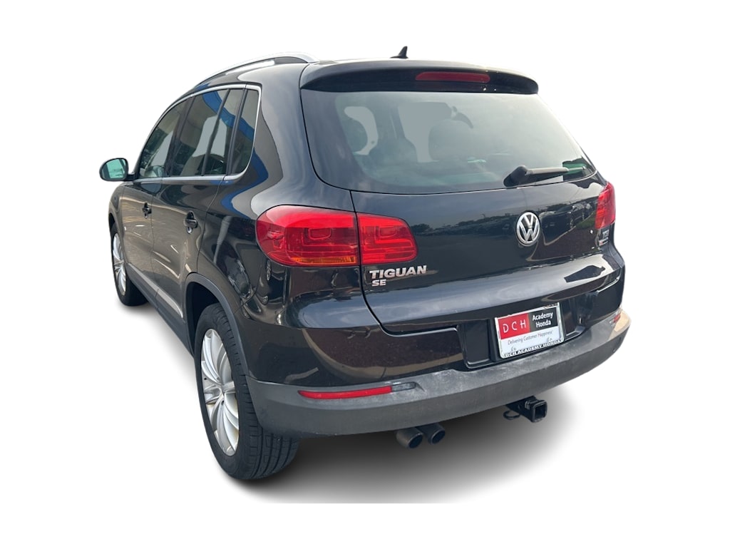 Thumbnail: 2016 Volkswagen Tiguan - 3