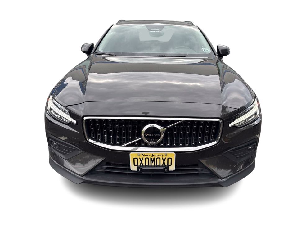 Thumbnail: 2025 Volvo V60 - 5