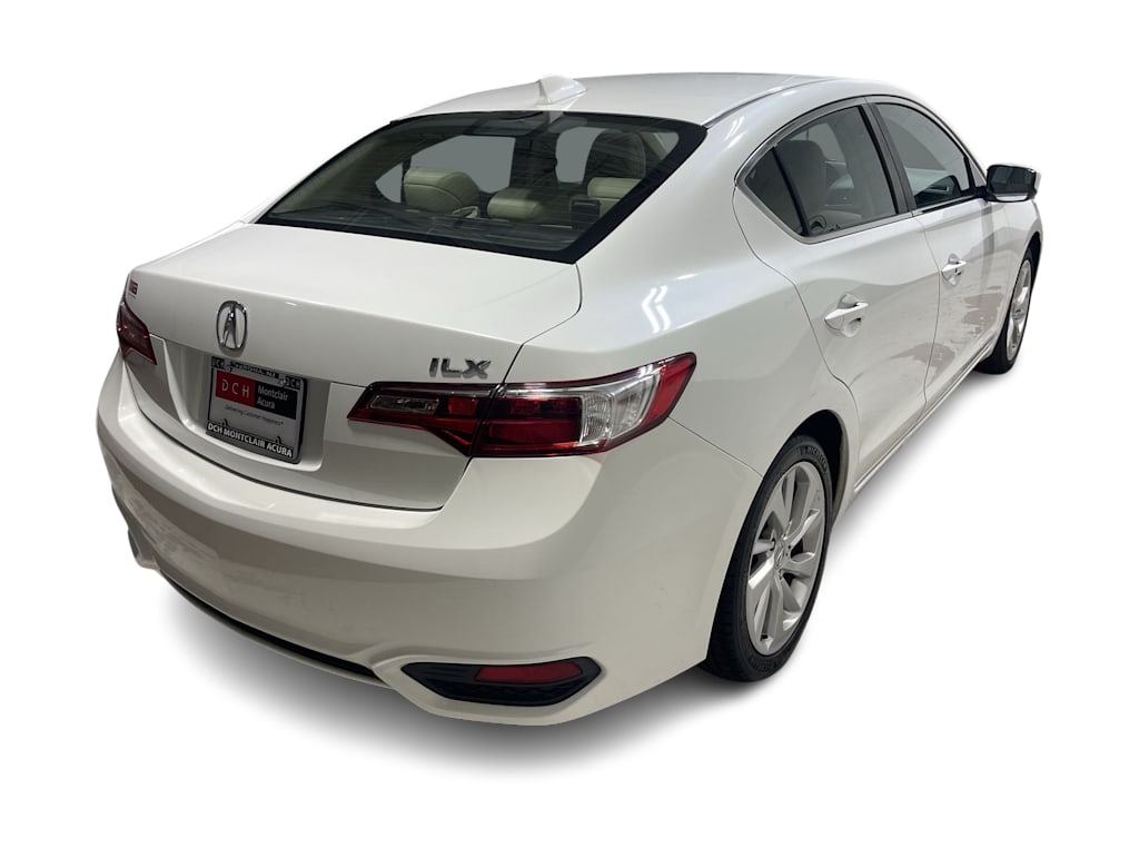 Thumbnail: 2018 Acura ILX - 26