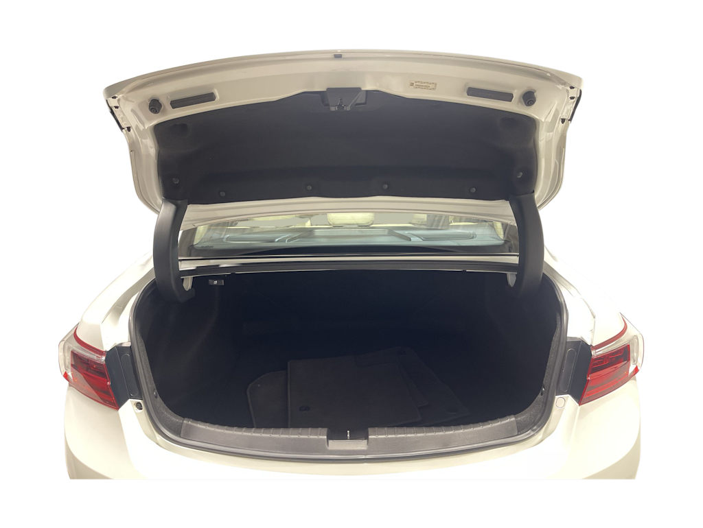 Thumbnail: 2018 Acura ILX - 16