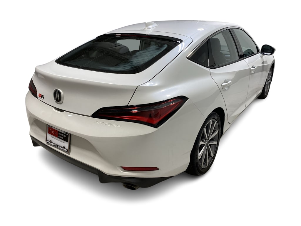Thumbnail: 2023 Acura Integra - 26