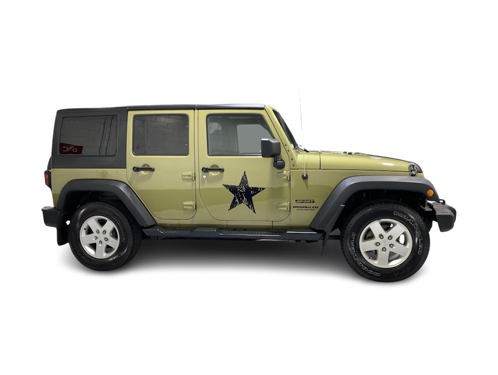 2013 Jeep Wrangler Unlimited Sport 26