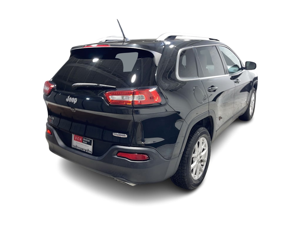 Thumbnail: 2015 Jeep Cherokee - 26