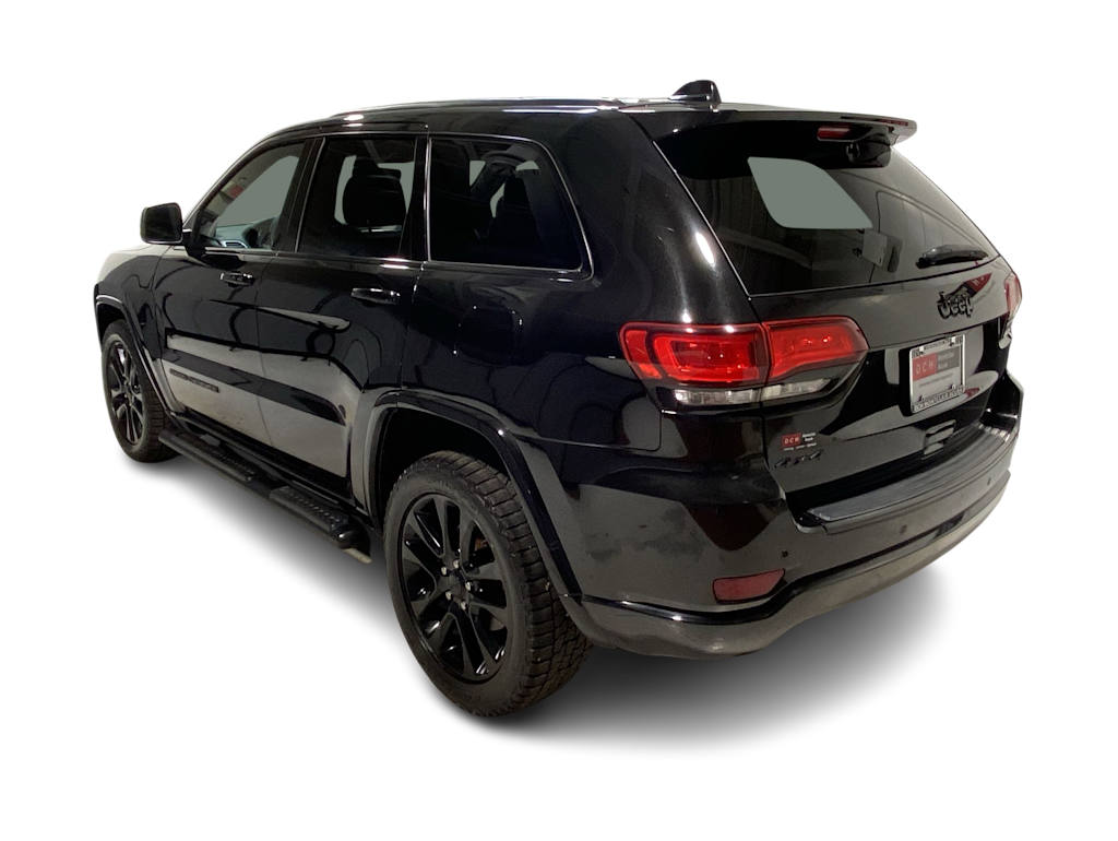 Thumbnail: 2018 Jeep Grand Cherokee - 4