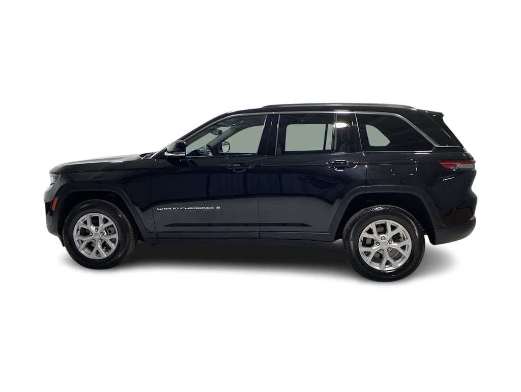 2023 Jeep Grand Cherokee Limited Edition 3