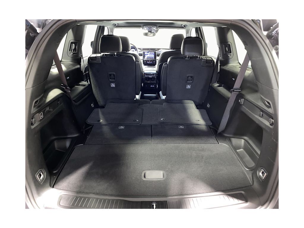 2023 Jeep Grand Cherokee L Laredo 15