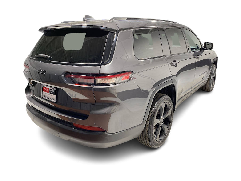 2023 Jeep Grand Cherokee L Laredo 26