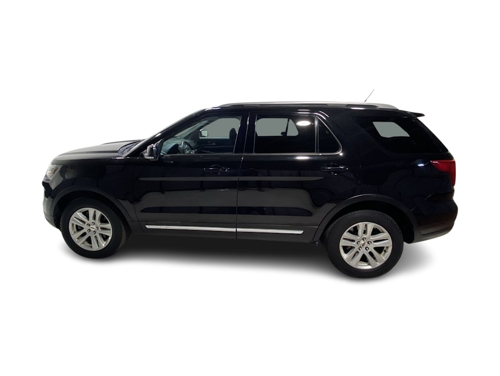 Thumbnail: 2019 Ford Explorer - 3