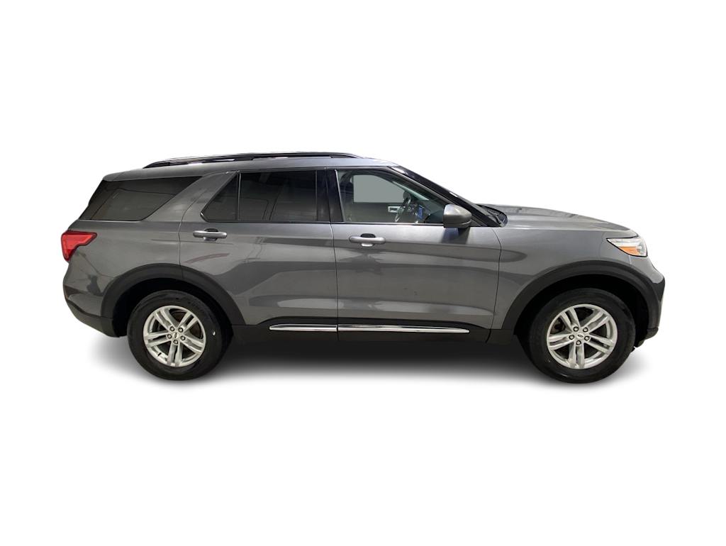 Thumbnail: 2022 Ford Explorer - 25