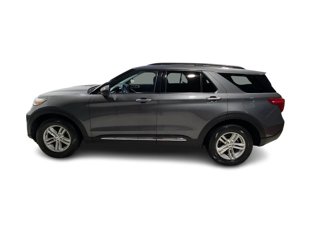 Thumbnail: 2022 Ford Explorer - 3
