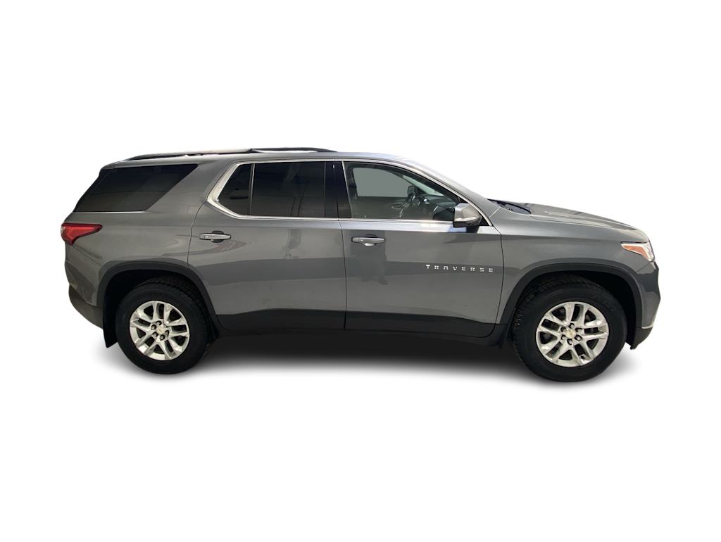 Thumbnail: 2019 Chevrolet Traverse - 27