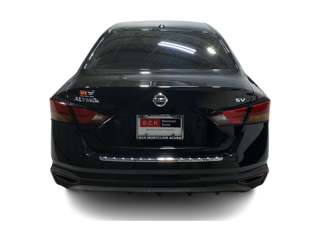 Thumbnail: 2022 Nissan Altima - 5