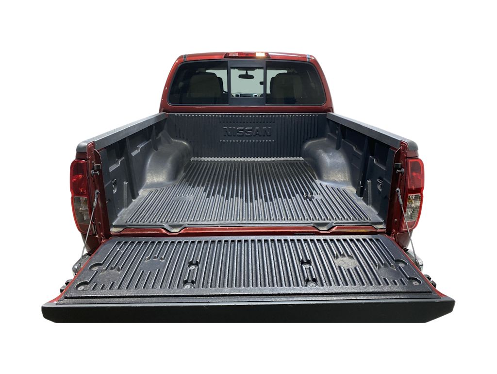 Thumbnail: 2016 Nissan Frontier - 17