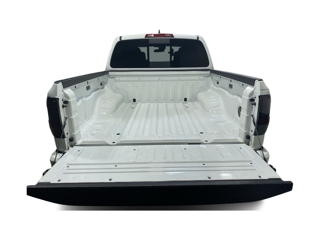 Thumbnail: 2023 Nissan Frontier - 15