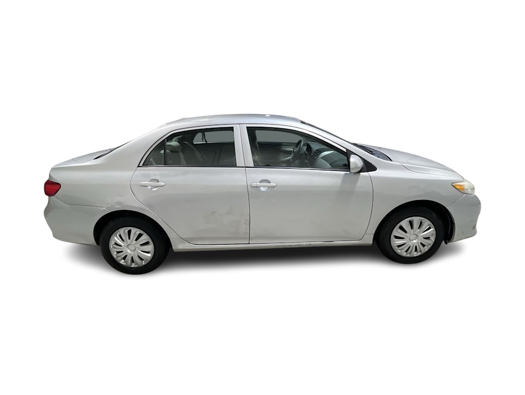 Thumbnail: 2010 Toyota Corolla - 26