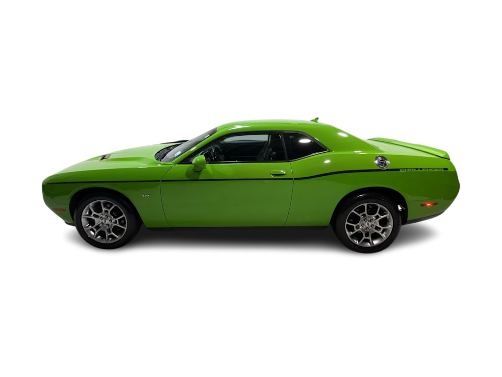 Thumbnail: 2017 Dodge Challenger - 4