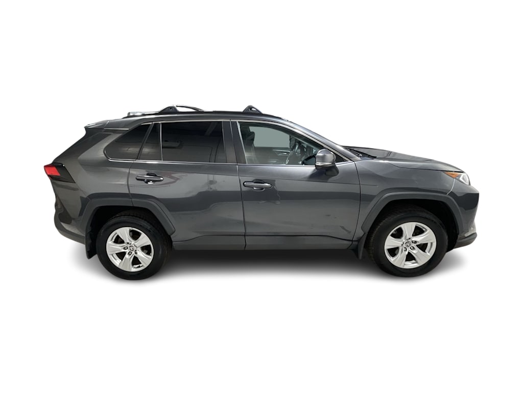 Thumbnail: 2020 Toyota RAV4 - 27