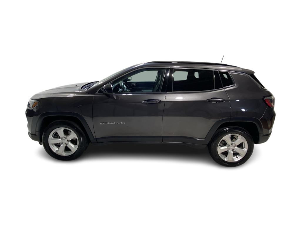 Thumbnail: 2022 Jeep Compass - 3