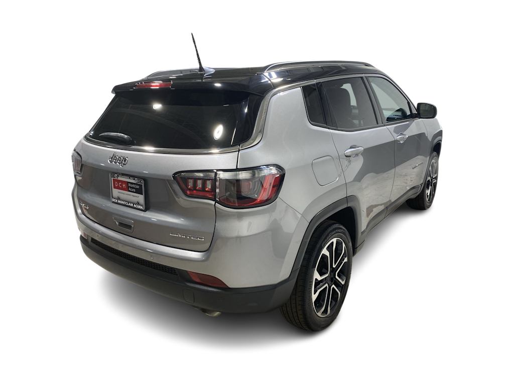 Thumbnail: 2022 Jeep Compass - 26