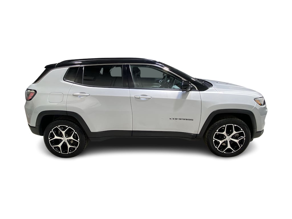 Thumbnail: 2024 Jeep Compass - 27