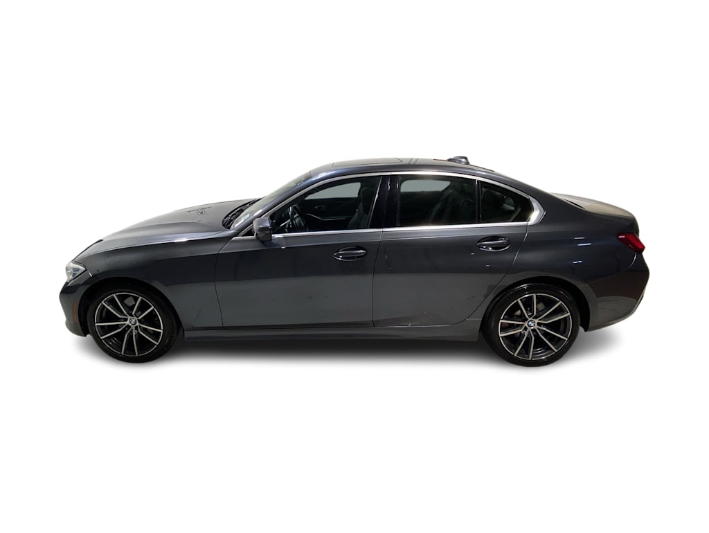 Thumbnail: 2021 BMW 3 Series - 3