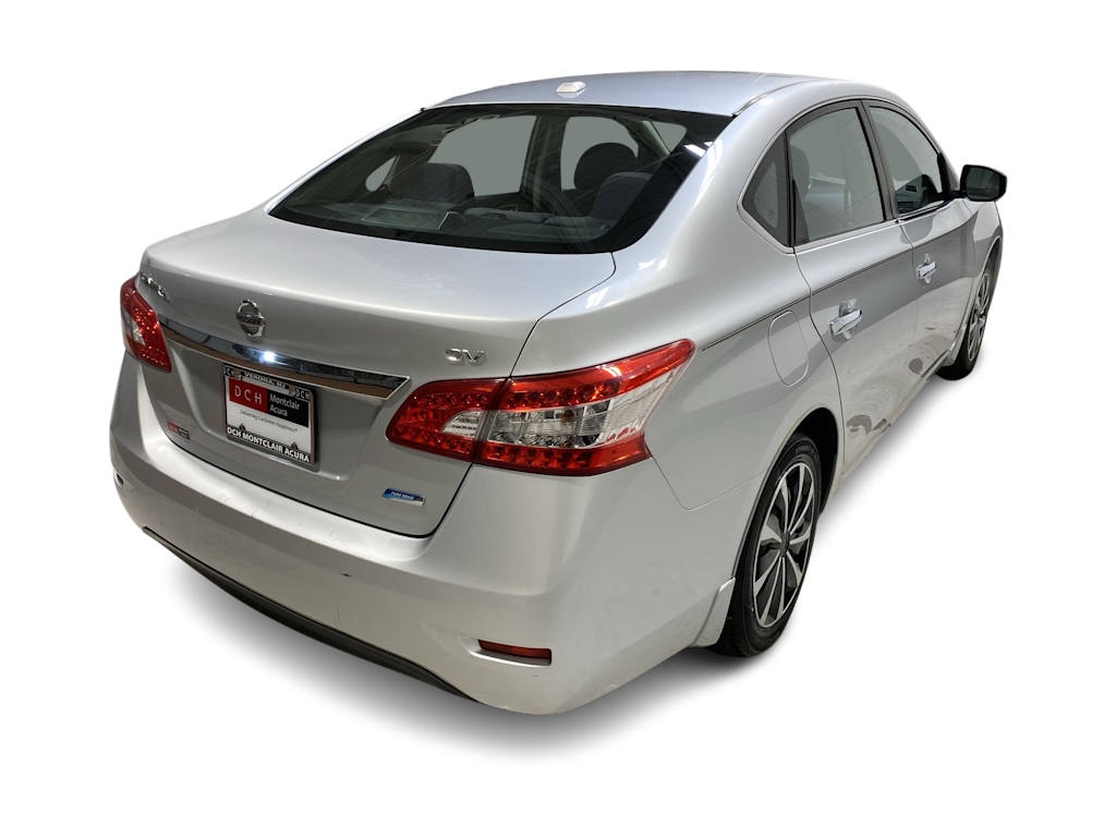 Thumbnail: 2013 Nissan Sentra - 26