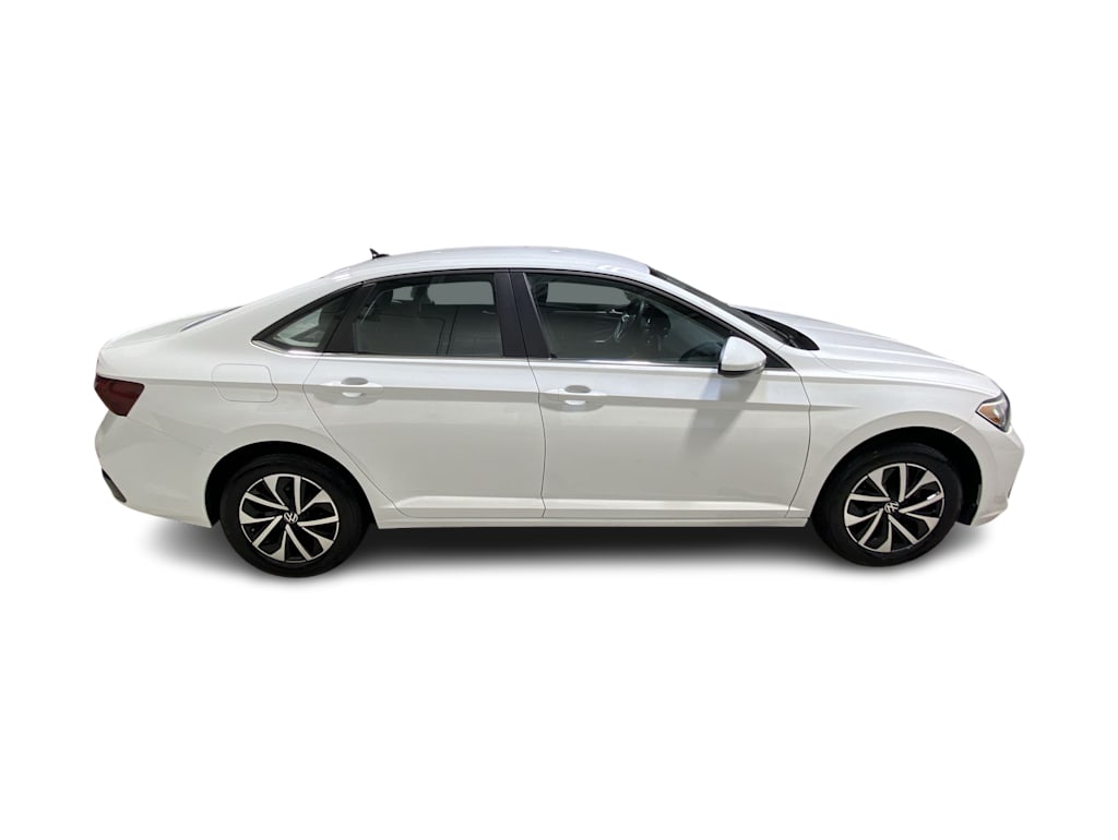 Thumbnail: 2024 Volkswagen Jetta - 27