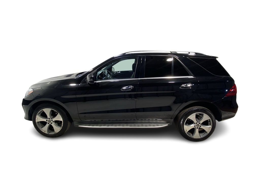 Thumbnail: 2017 Mercedes-Benz GLE - 3
