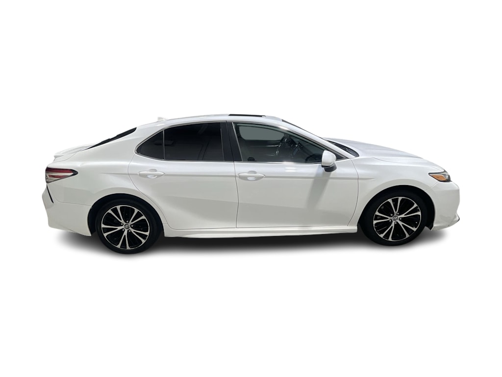 Thumbnail: 2020 Toyota Camry - 25