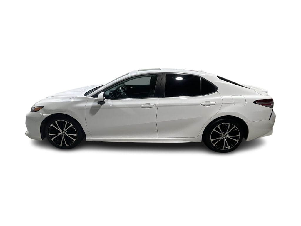 Thumbnail: 2020 Toyota Camry - 3