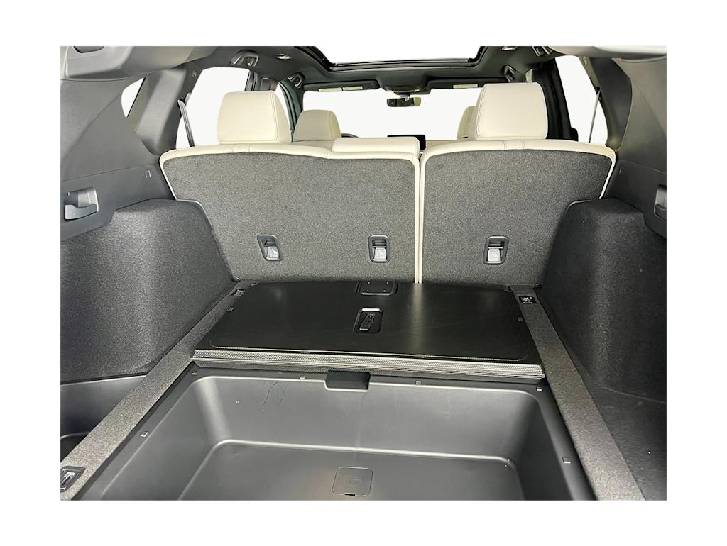 Thumbnail: 2025 Acura RDX - 32