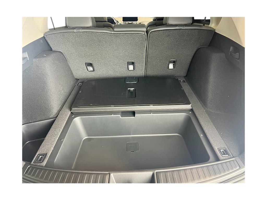 Thumbnail: 2025 Acura RDX - 32