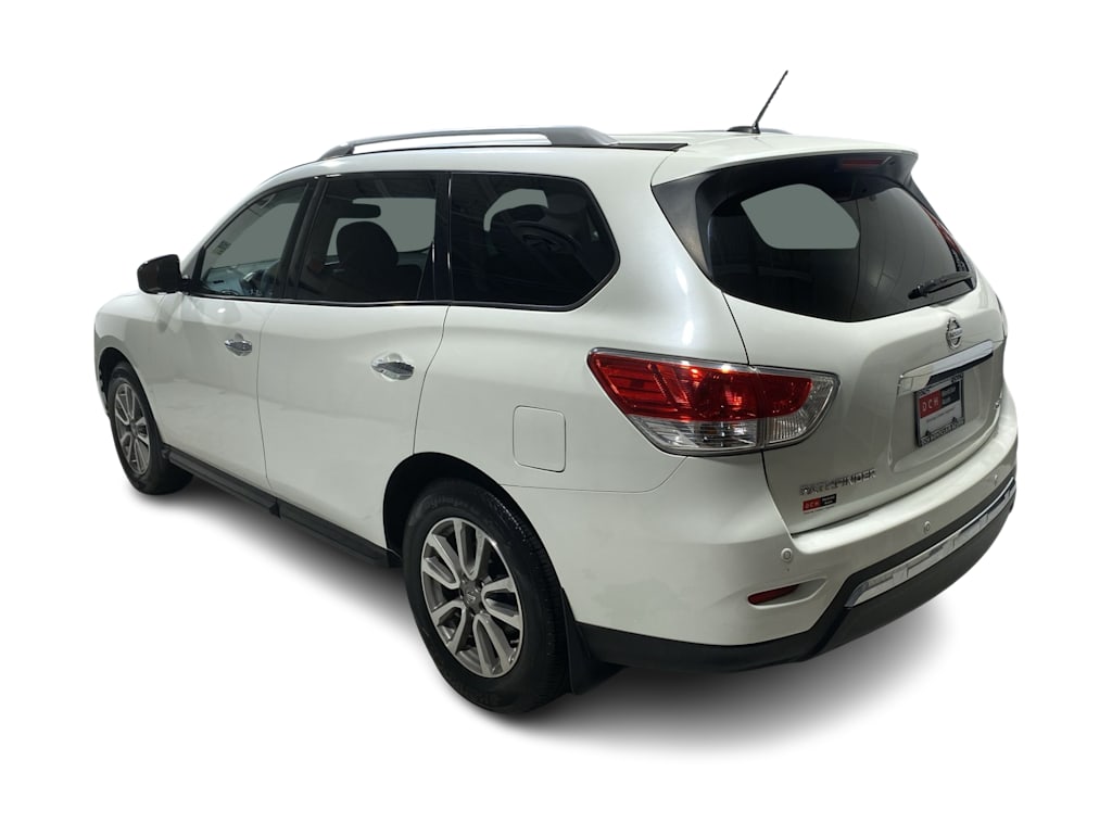 Thumbnail: 2015 Nissan Pathfinder - 4