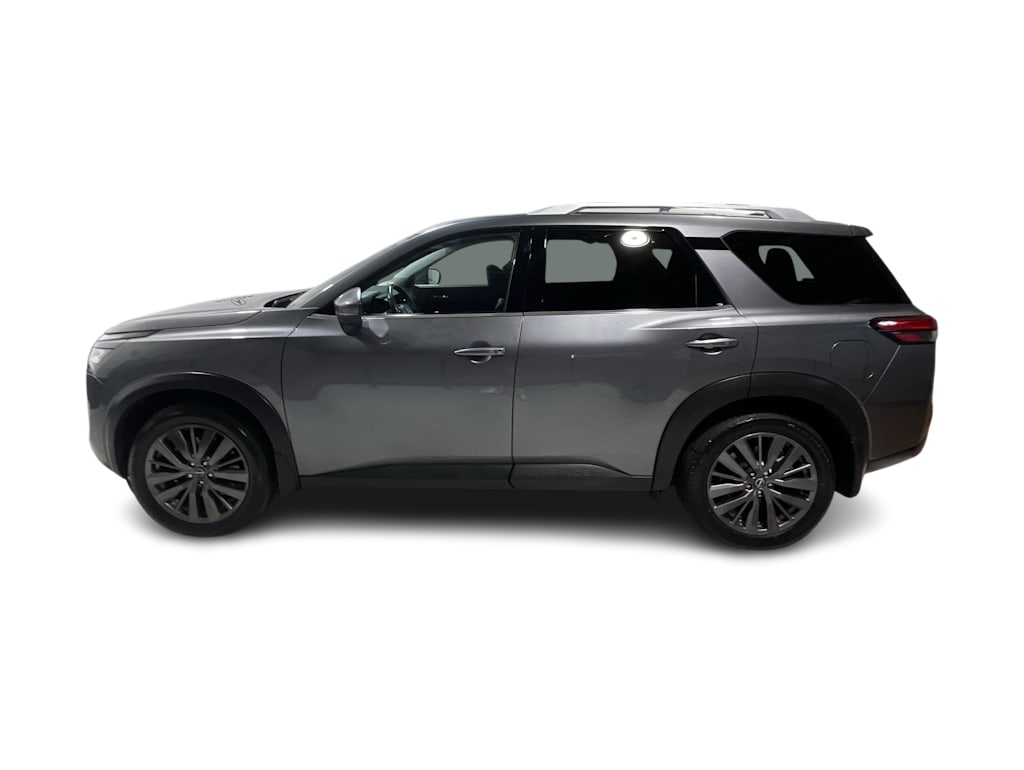 Thumbnail: 2022 Nissan Pathfinder - 3