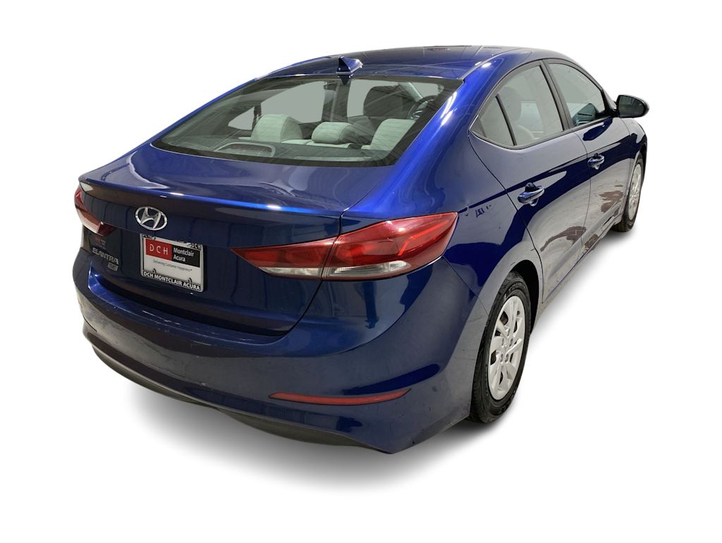 Thumbnail: 2017 Hyundai Elantra - 26