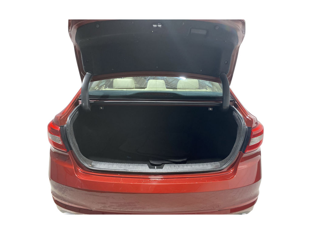 Thumbnail: 2015 Hyundai Sonata - 17