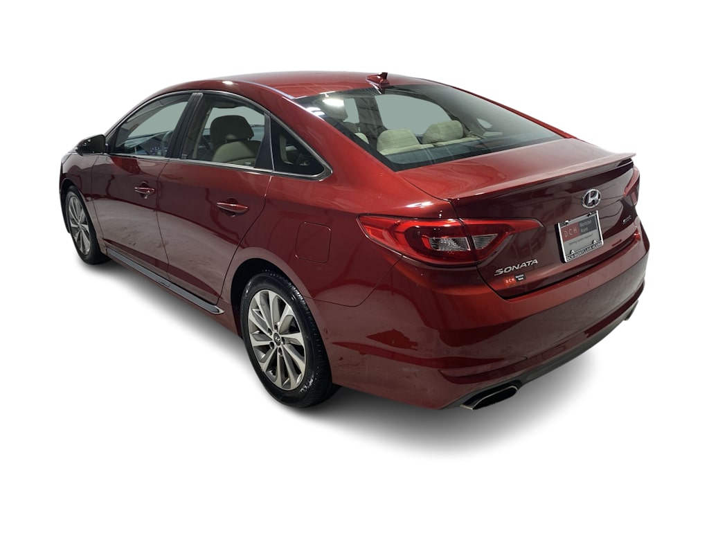 Thumbnail: 2015 Hyundai Sonata - 4