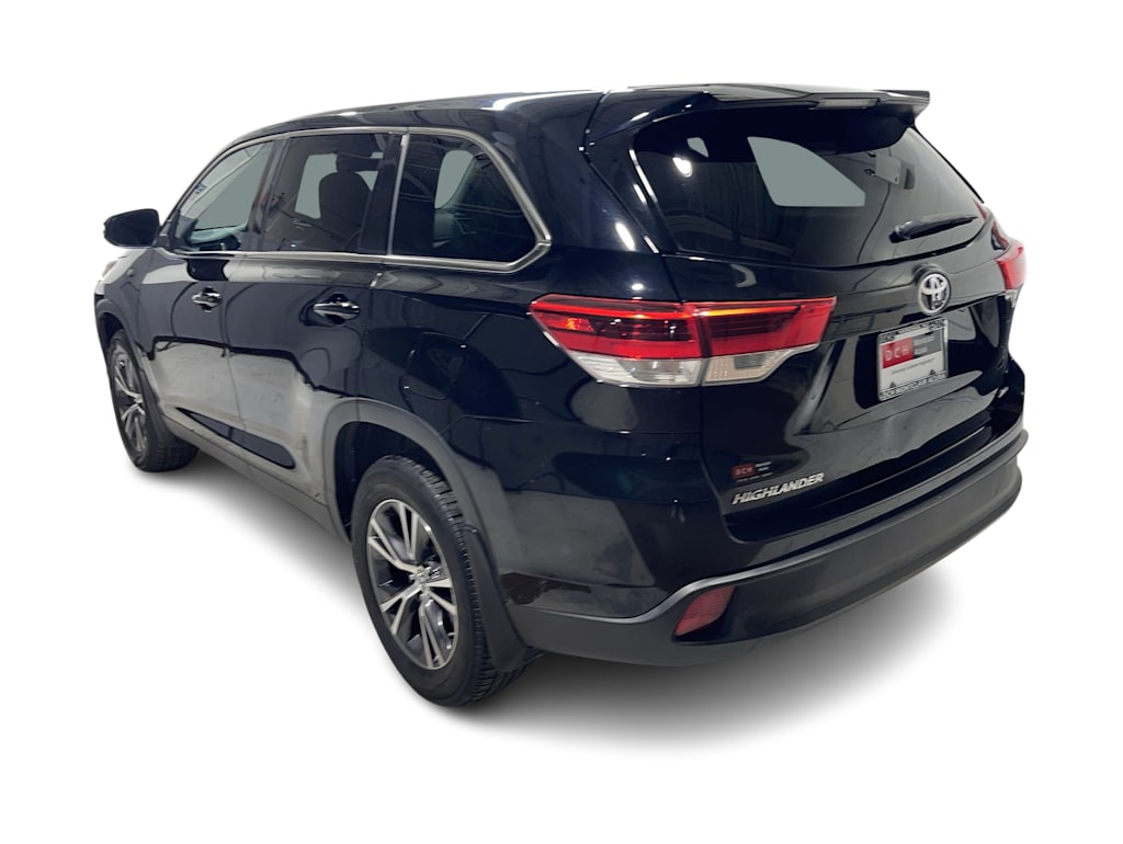 Thumbnail: 2019 Toyota Highlander - 4